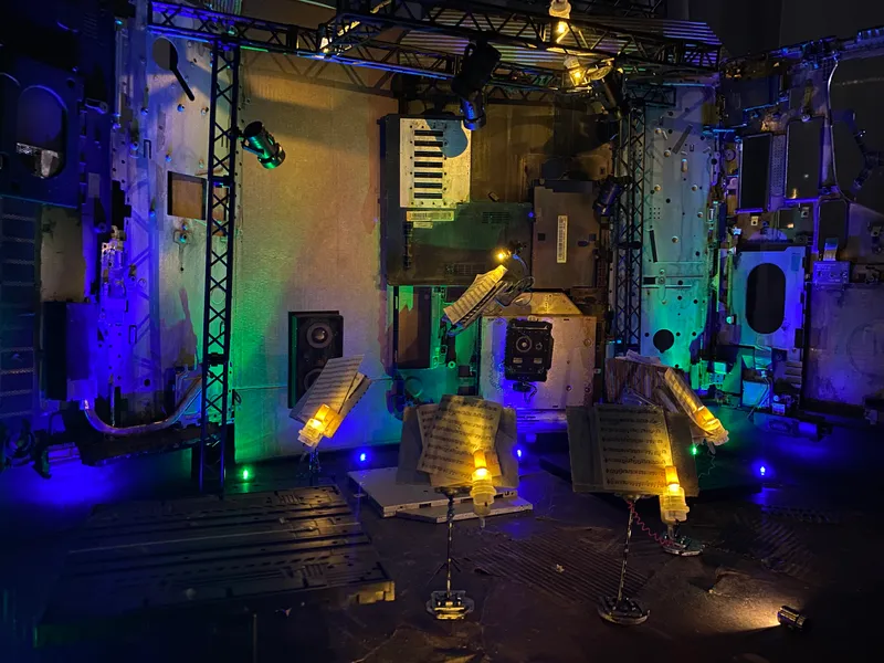 LIGHTING REHEARSAL 1