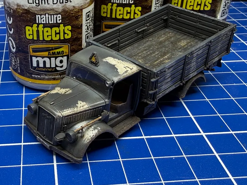 Starting the weathering process 1