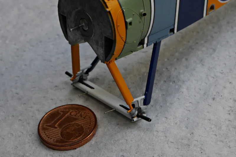 Landing gear 6