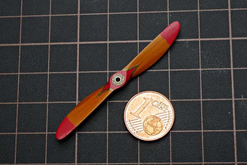 The finished airscrew, Vickers MGs and Pitot 3
